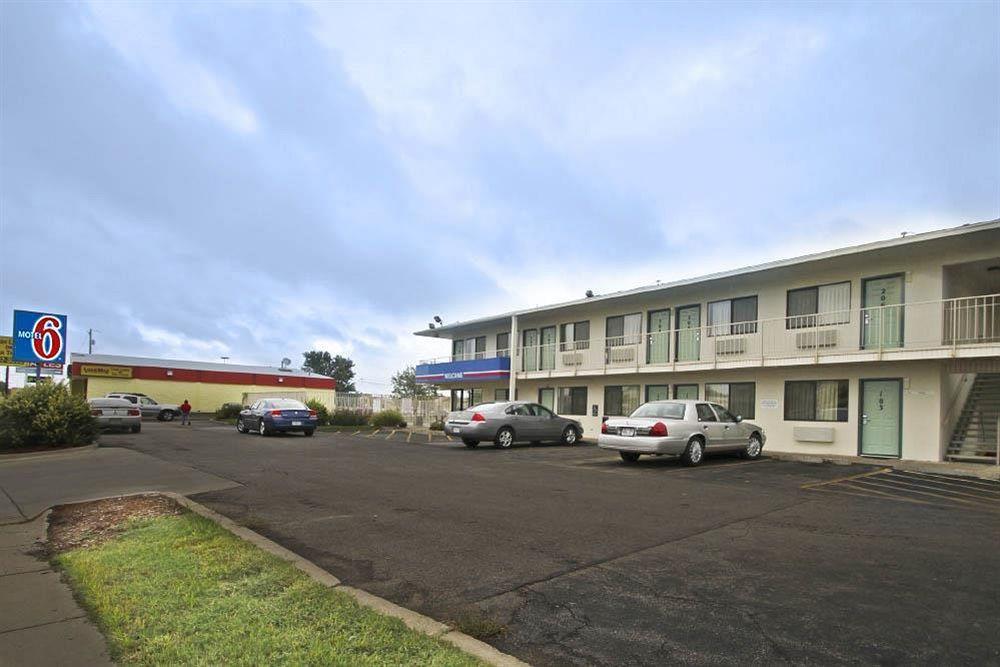 Motel 6 Manhattan Kansas Dış mekan fotoğraf